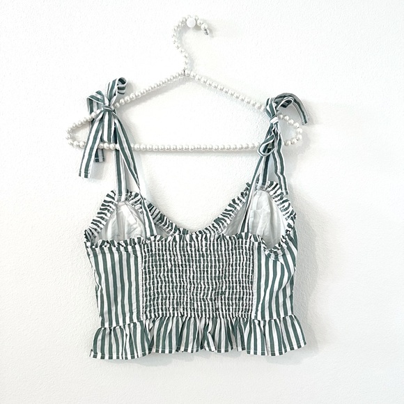 Aerie Ruffle Top - Picture 2 of 6